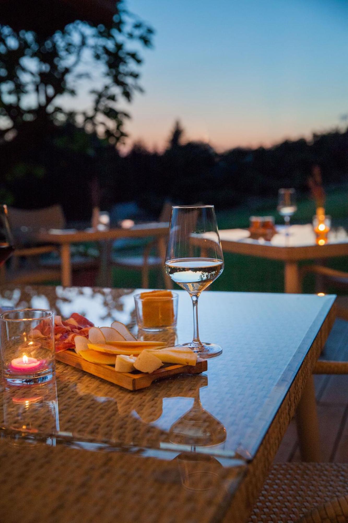 Relais Montemarino Hotel Borgomale Buitenkant foto