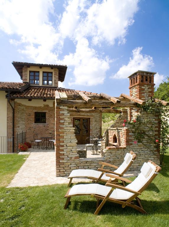 Relais Montemarino Hotel Borgomale Buitenkant foto