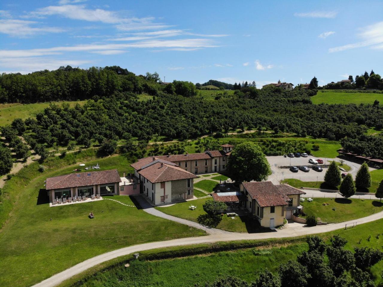 Relais Montemarino Hotel Borgomale Buitenkant foto